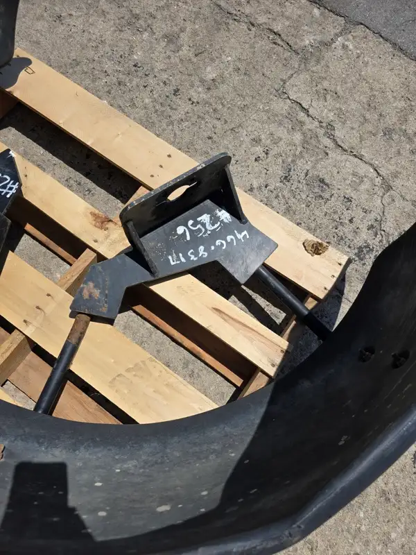 Bracket AS image