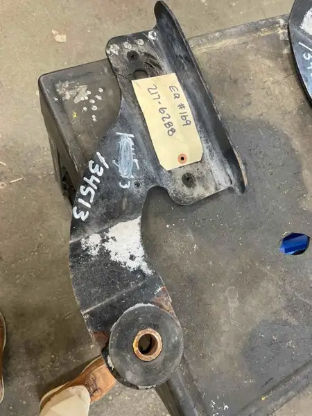 Bracket image
