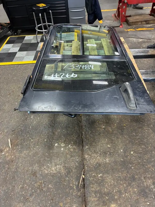 Door GP LH image
