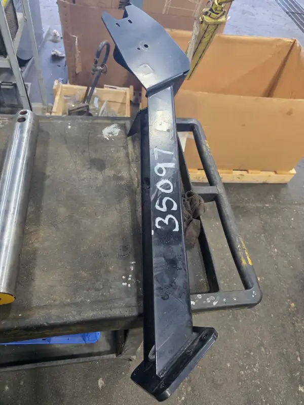Bracket As-l image