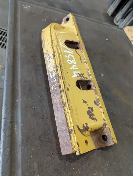 Guide RH Inner image