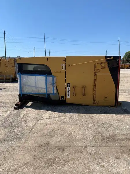 Cab And Riser image