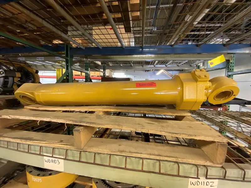 Cyl/Steering RH image