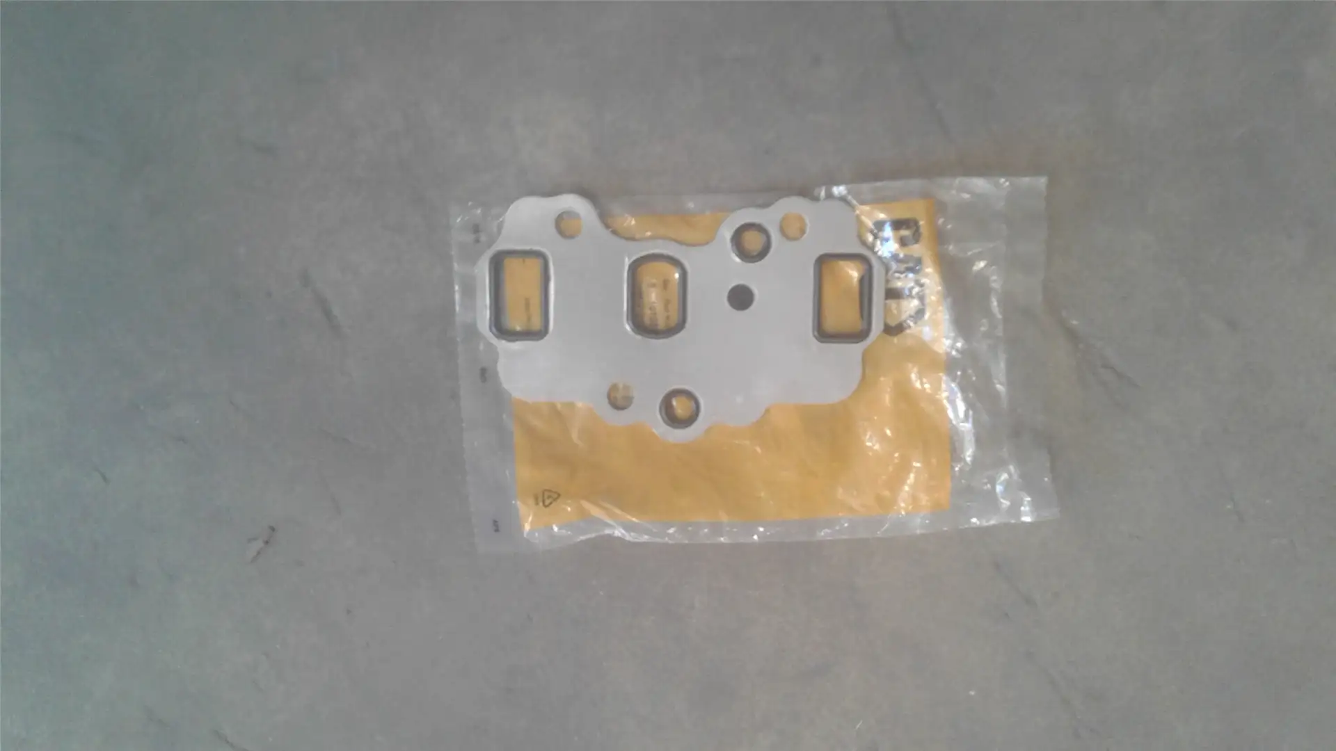 NEW PLATE-SEAL image