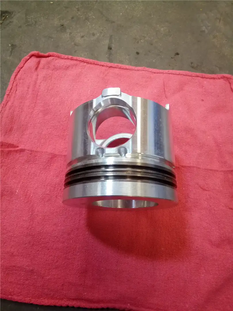 NEW PISTON BODY image