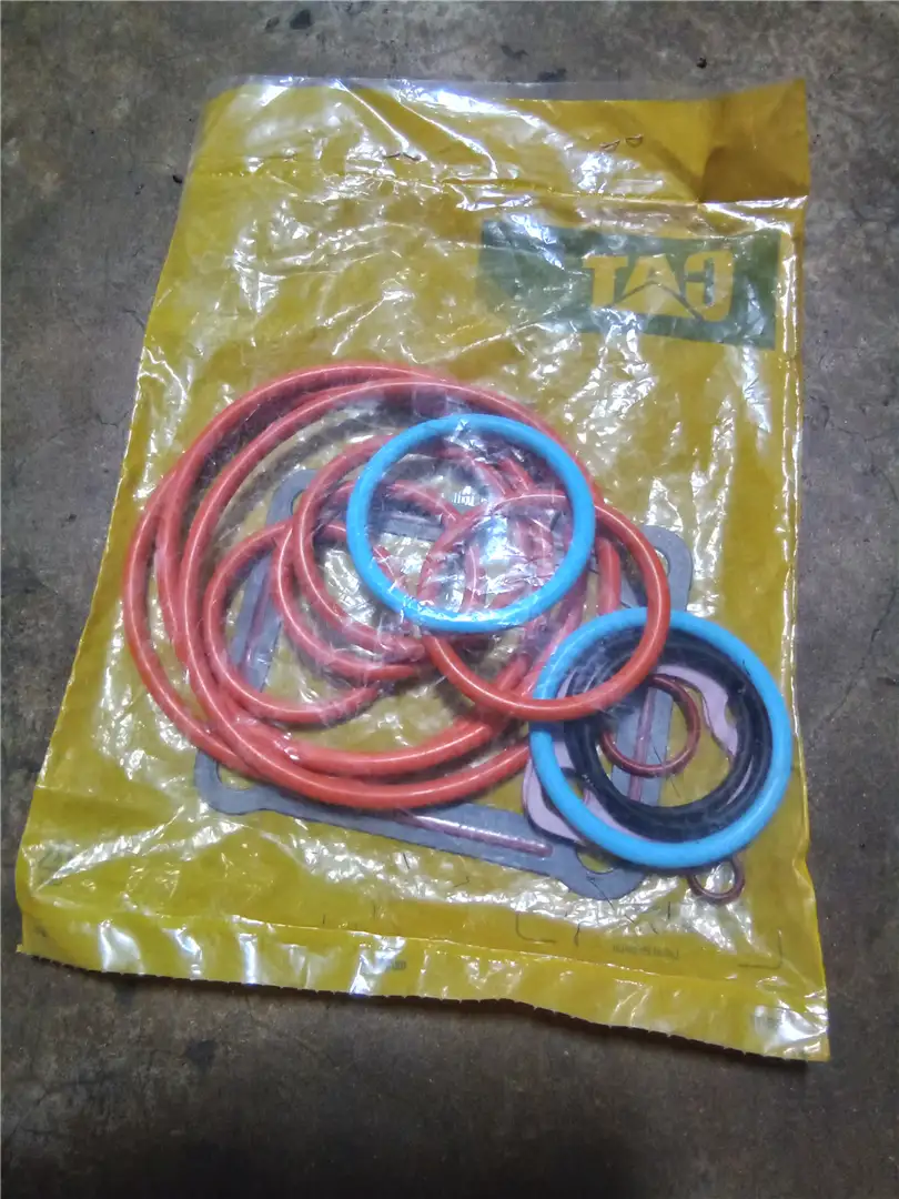 NEW GASKET KIT image