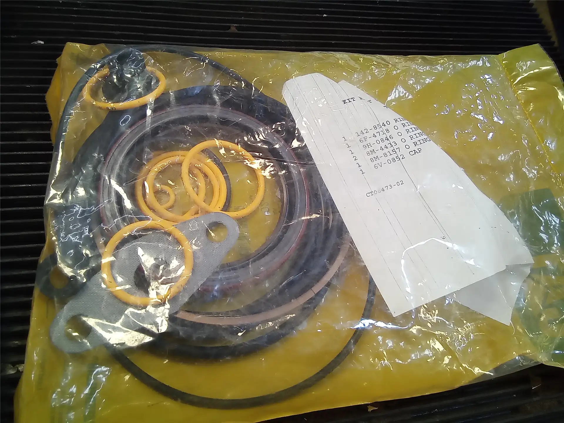 NEW GASKET KIT image