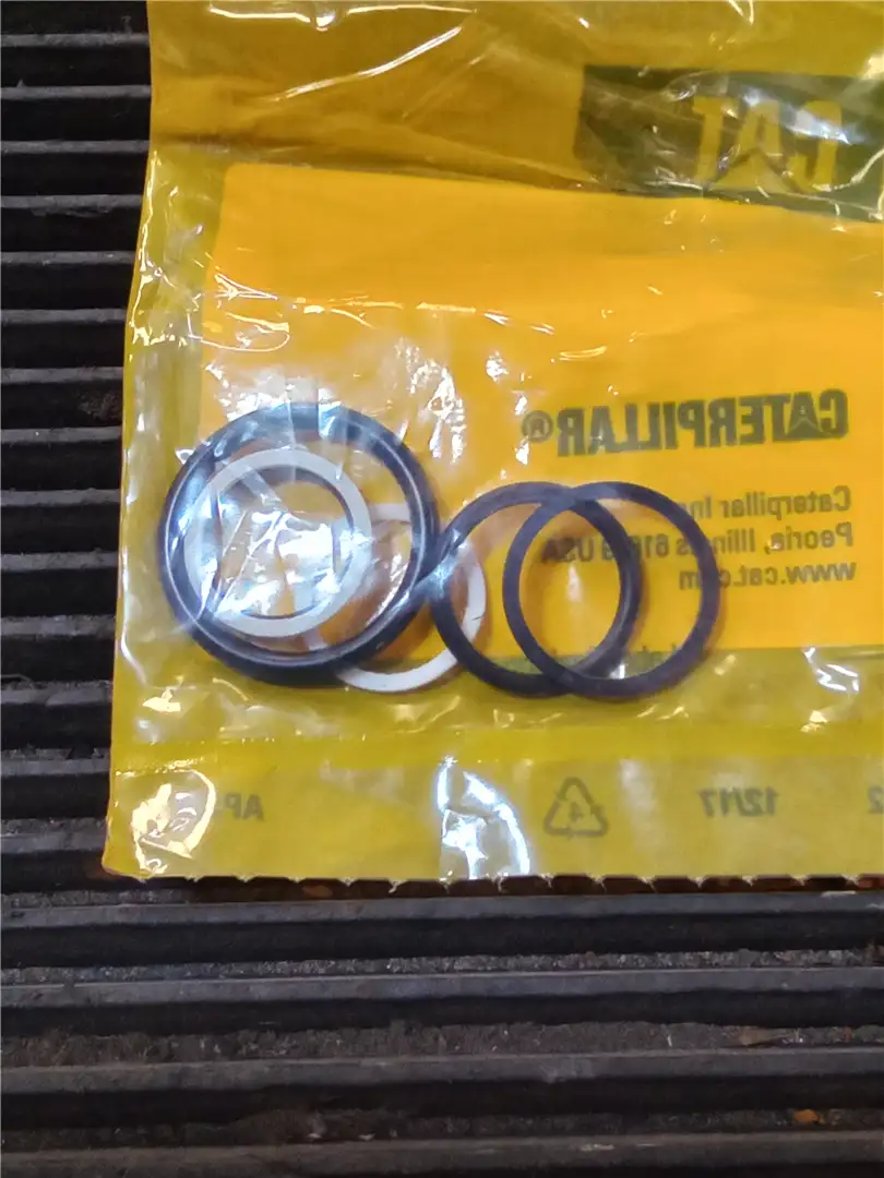 NEW SEAL KIT image