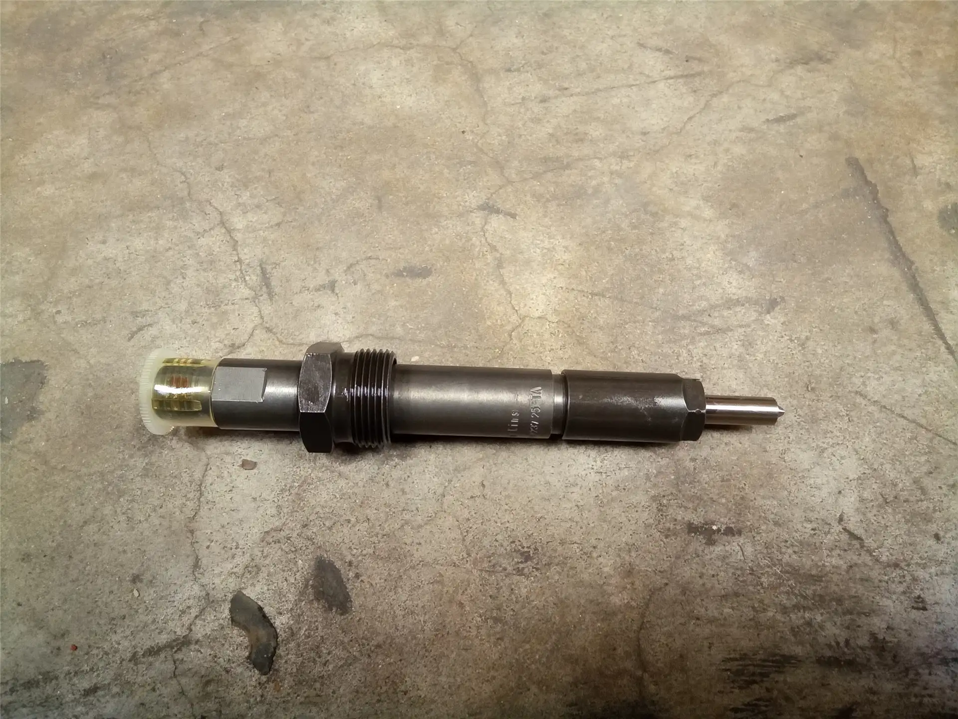 NEW FUEL INJECTOR image