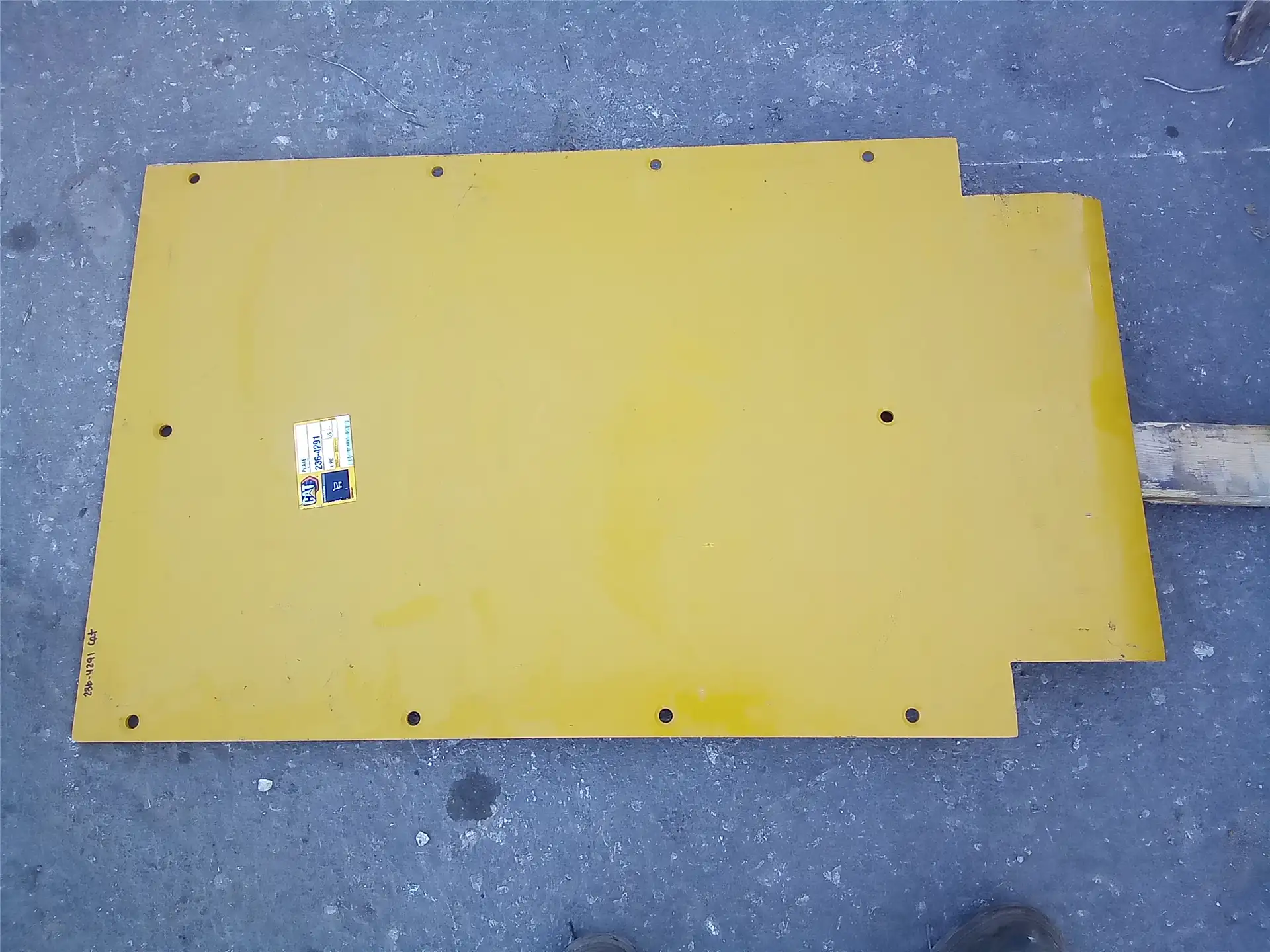 NEW PLATE image