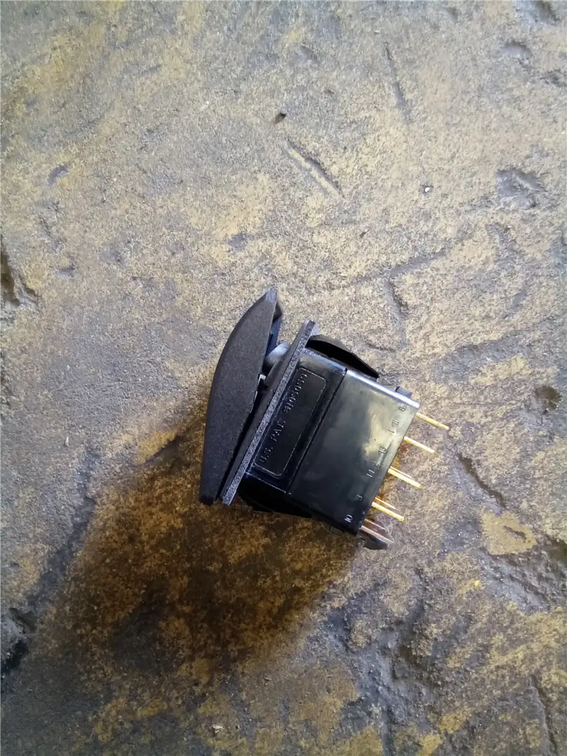 NEW ROCKER SWITCH image