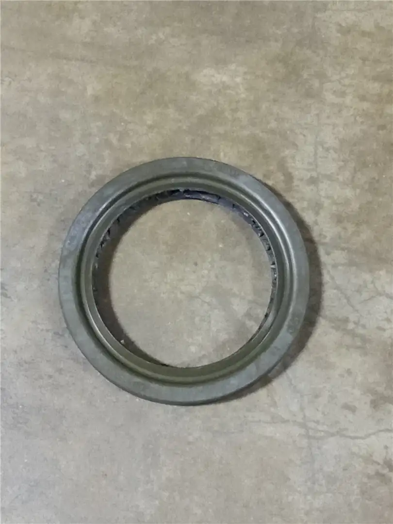 NEW SEAL-LIP image