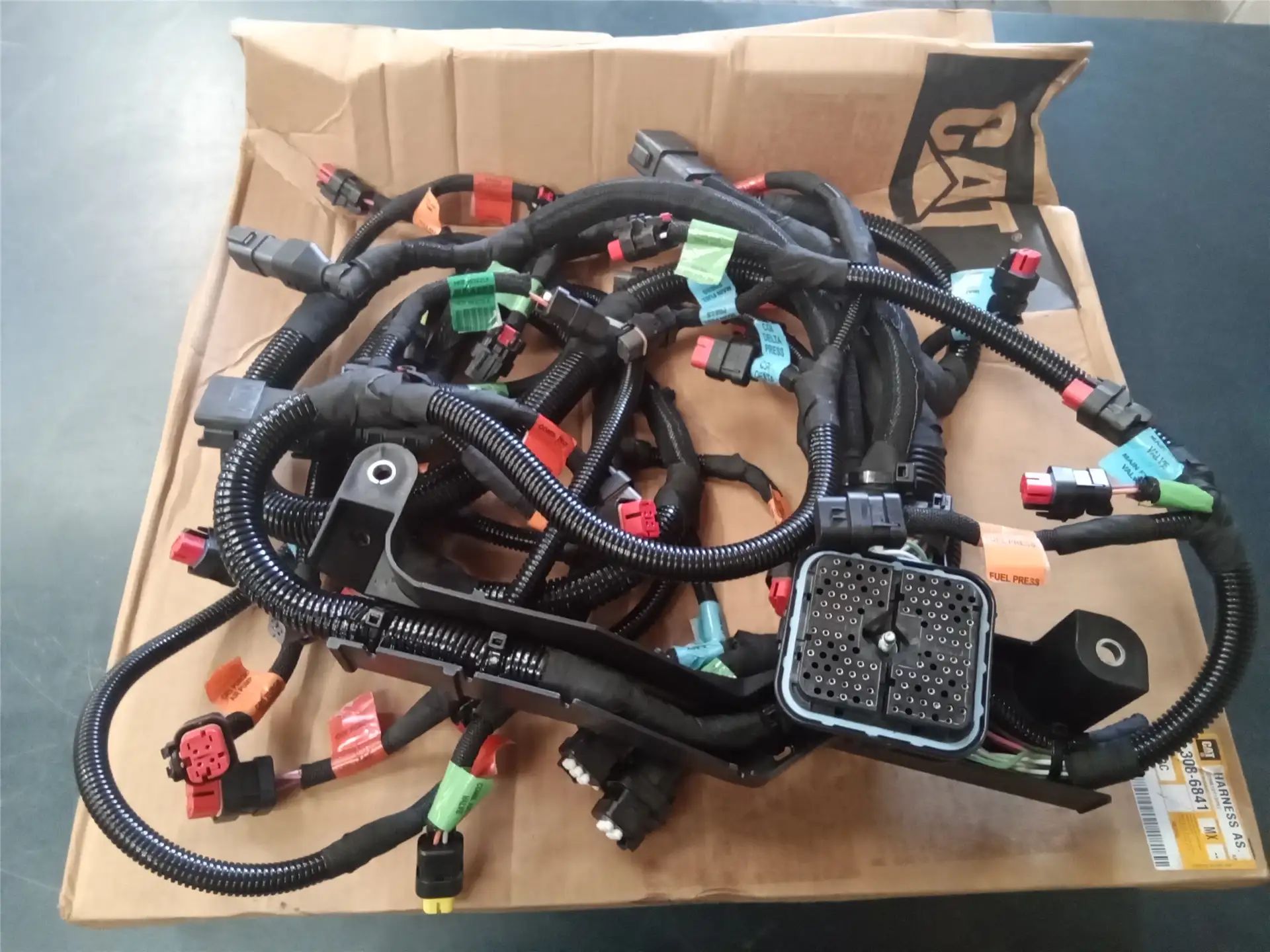 NEW HARNESS ASSEMB image