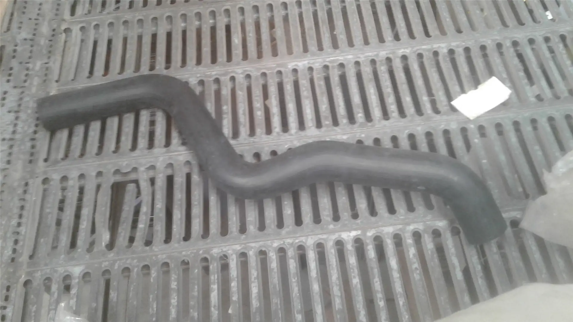 NEW HOSE-RADIATO image