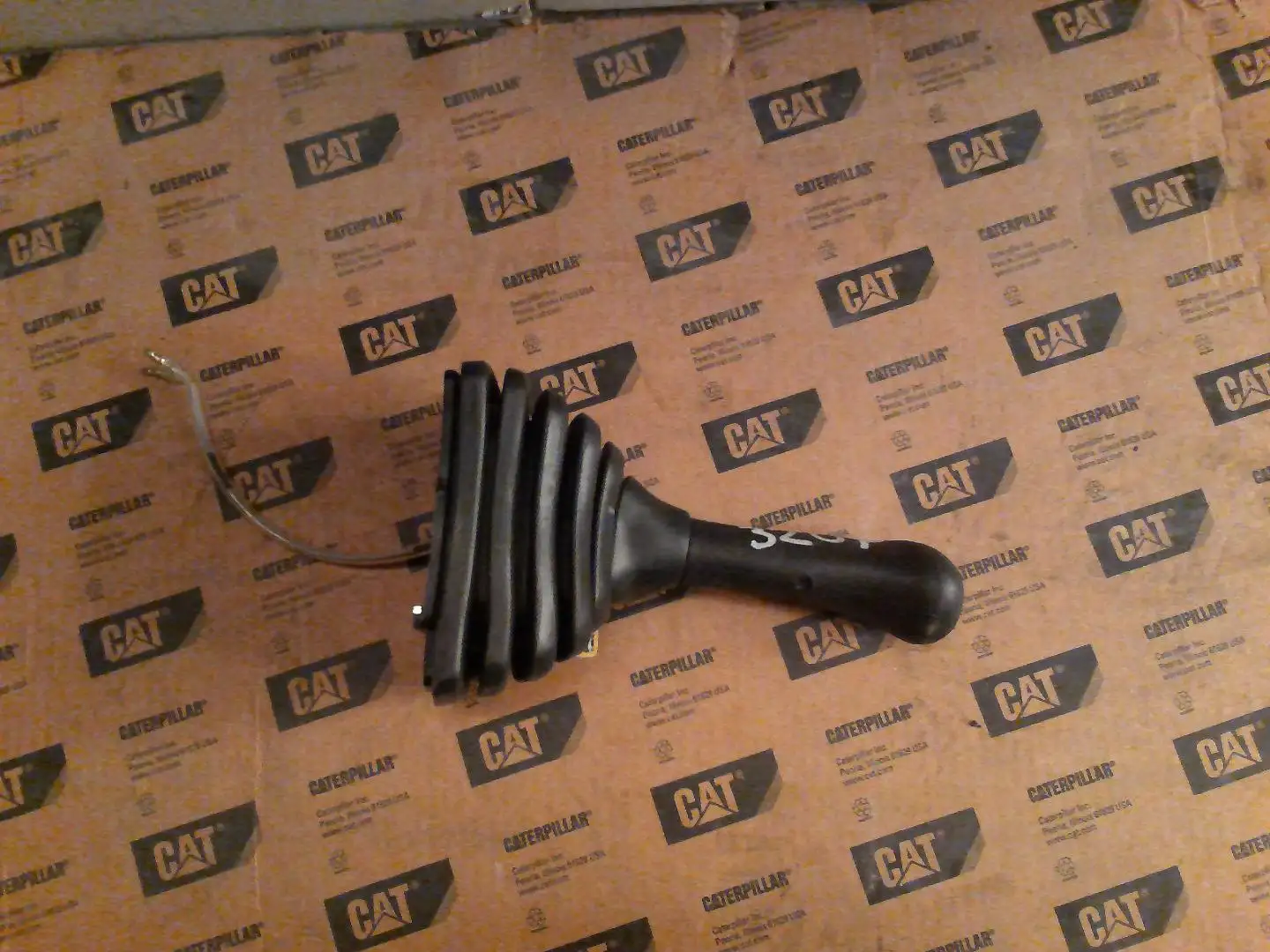 NEW JOYSTK HORN image