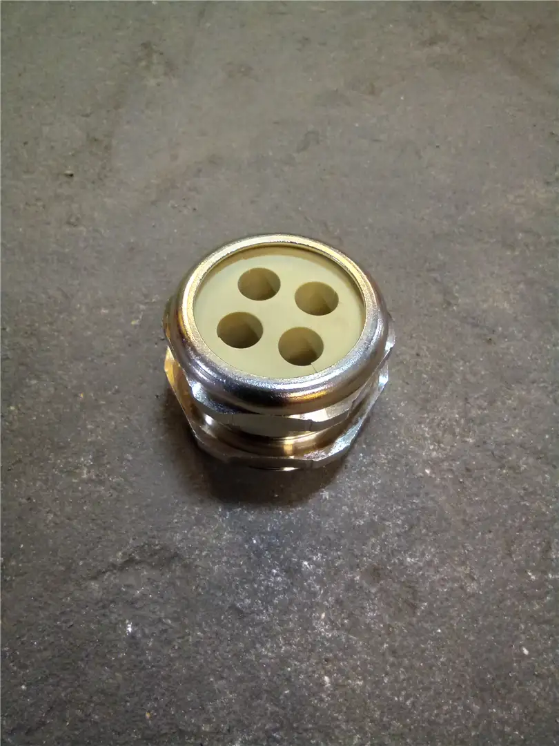 NEW GROMMET image