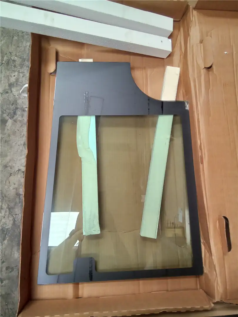 NEW GLASS-DOOR image