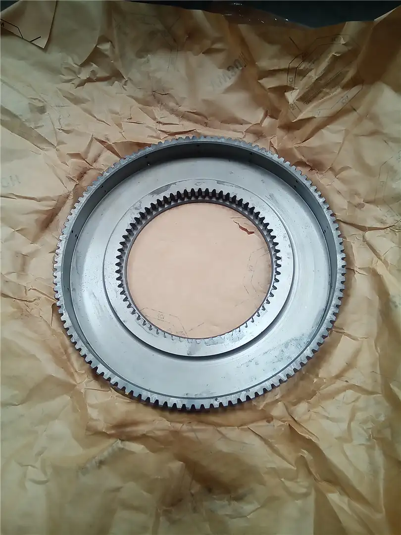 NEW HUB- CLUTCH image