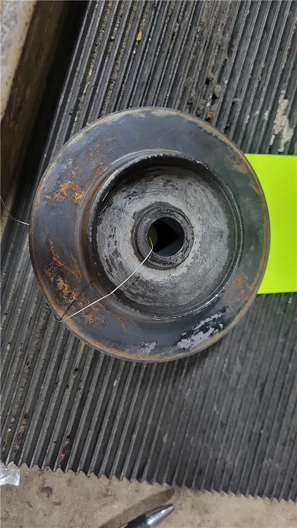NEW RUBBER MOUNT image