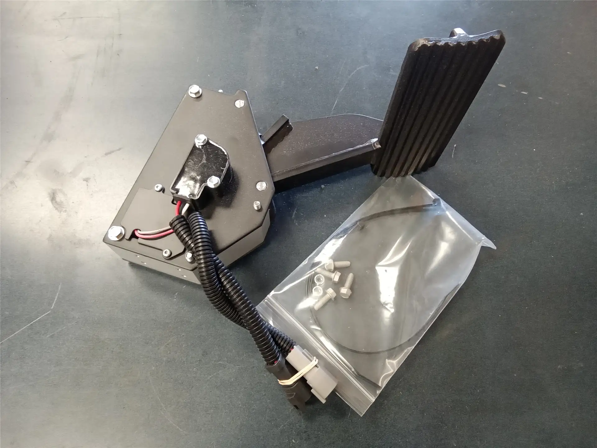 NEW PEDAL GP image