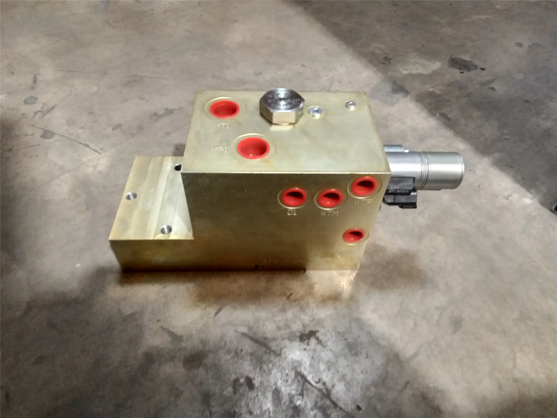 NEW MANIFOLD GP image