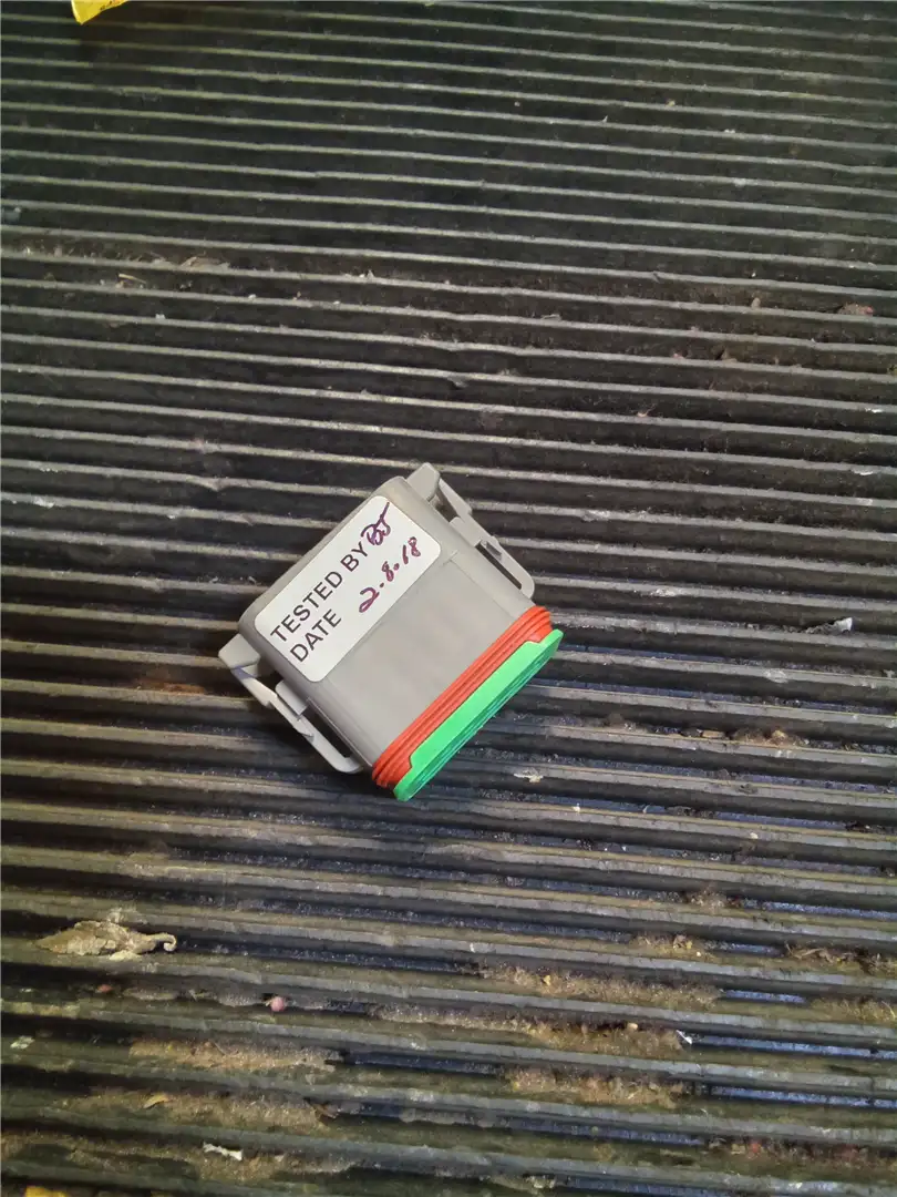 NEW PLUG image