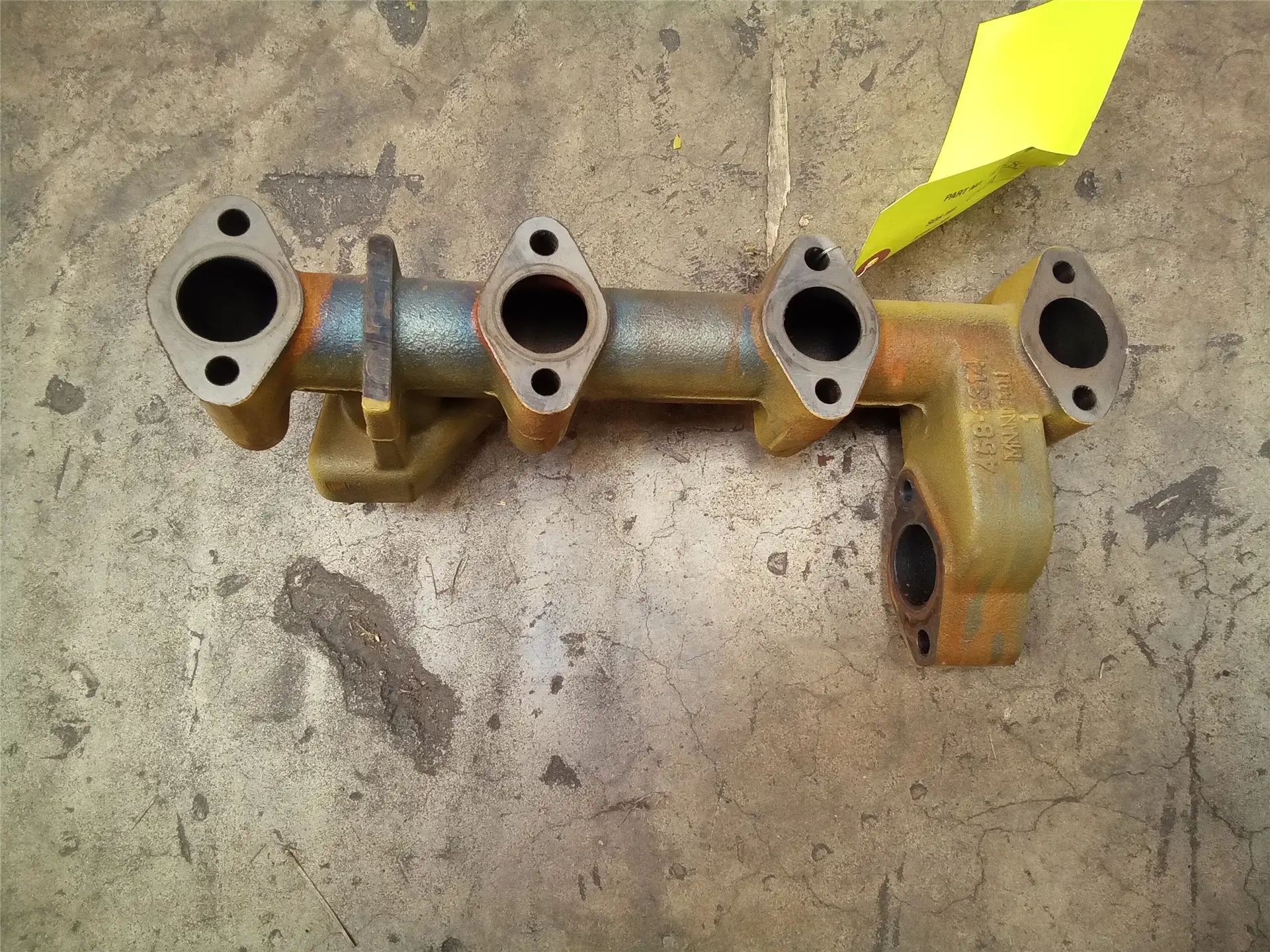 NEW EXHAUST MANIFO image