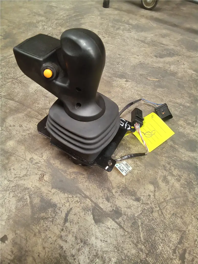 NEW JOYSTICK CONTR image