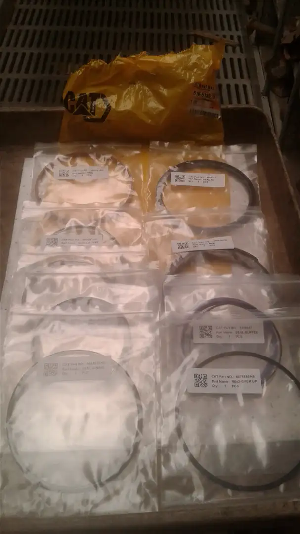 NEW KIT SEAL image