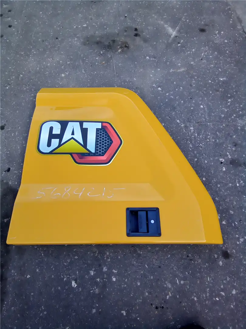 NEW DOOR image