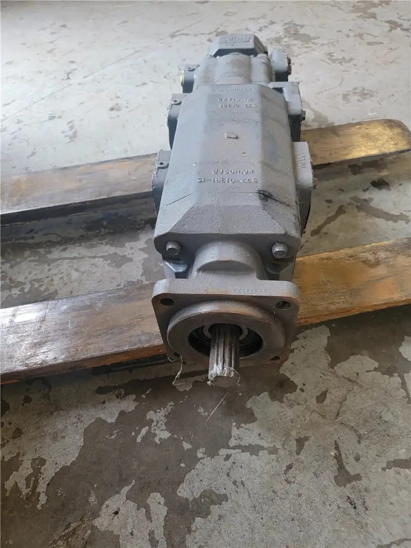 NEW HYDRAULIC PUMP image