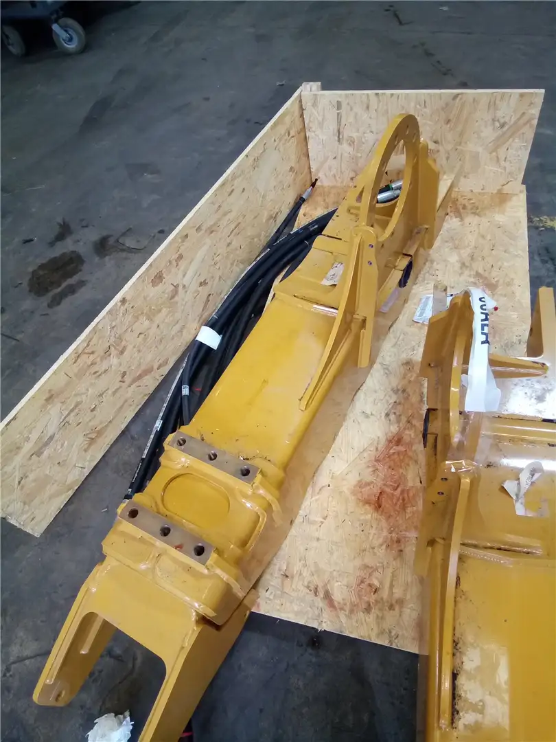 NEW FRAME GP- TRAC image