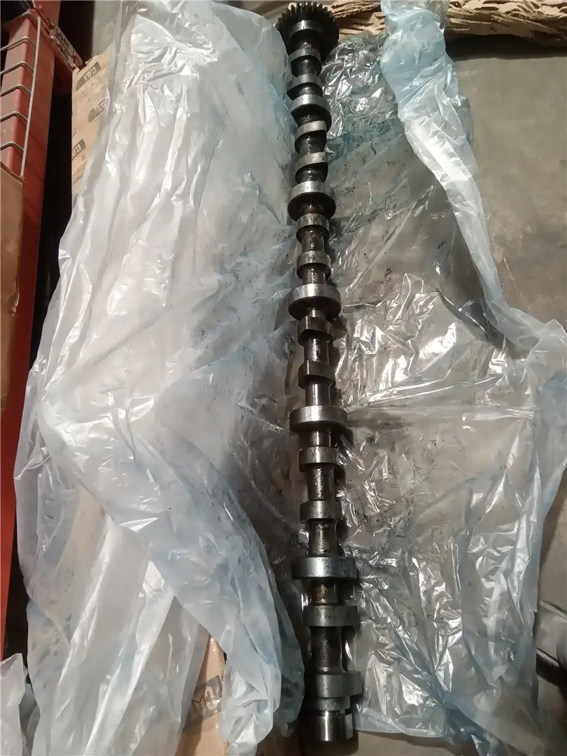 NEW CAMSHAFT image