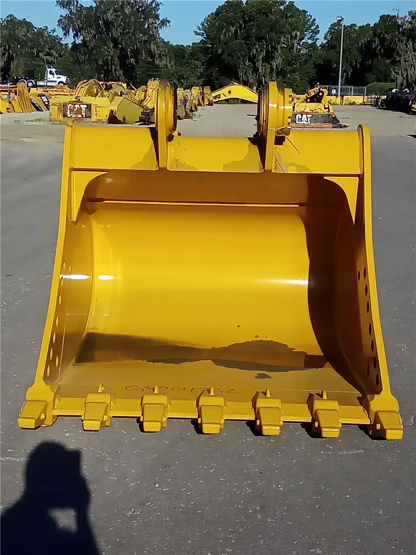 NEW 69INCH BUCKET image