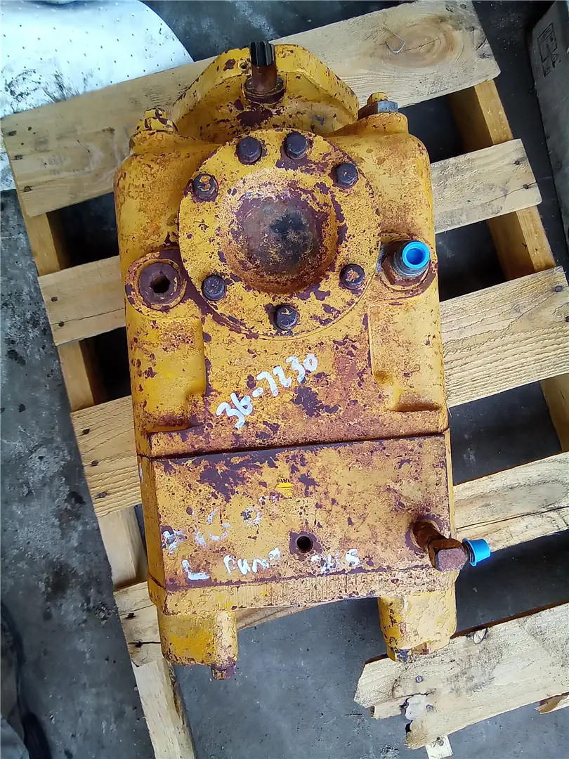 USED PUMP image