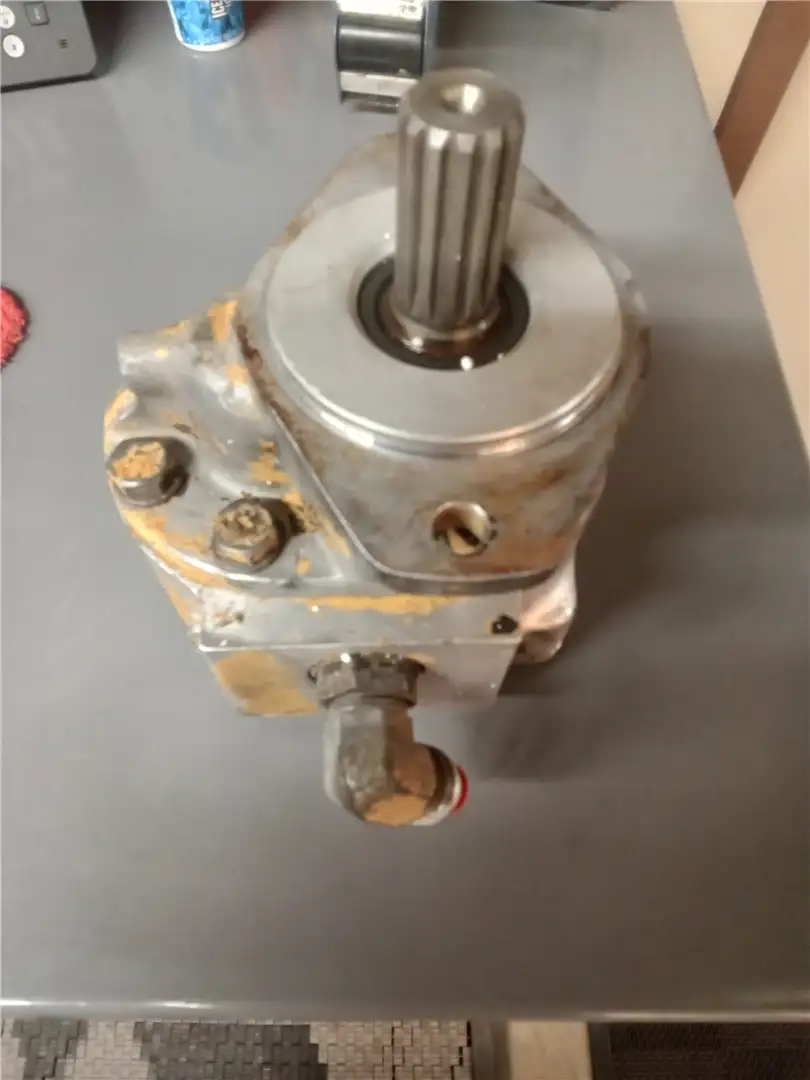 USED PUMP image