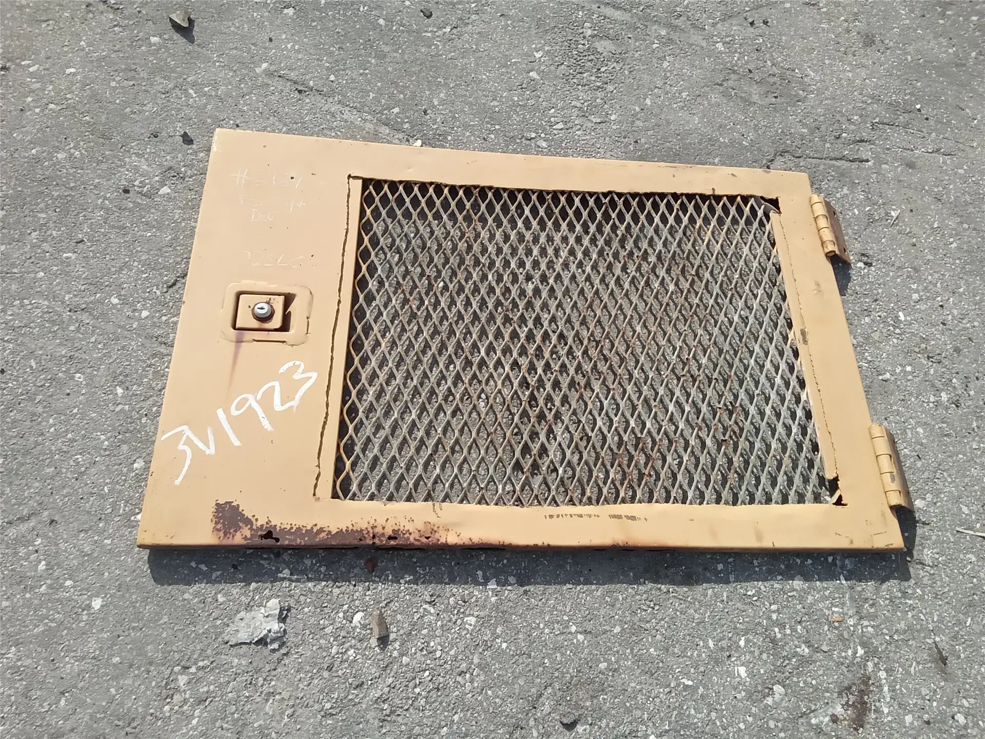 USED DOOR image