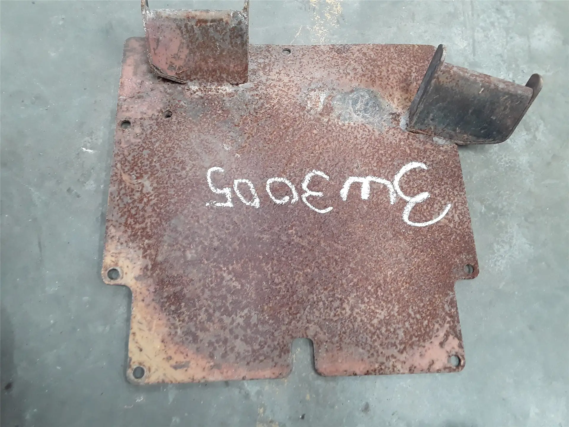 USED FLOORPLATE image