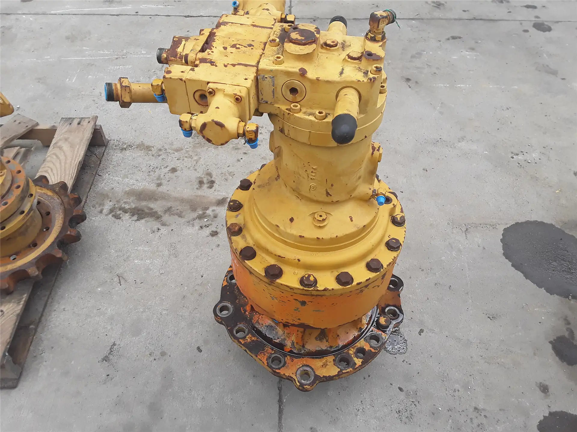 USED SWING GEAR WI image
