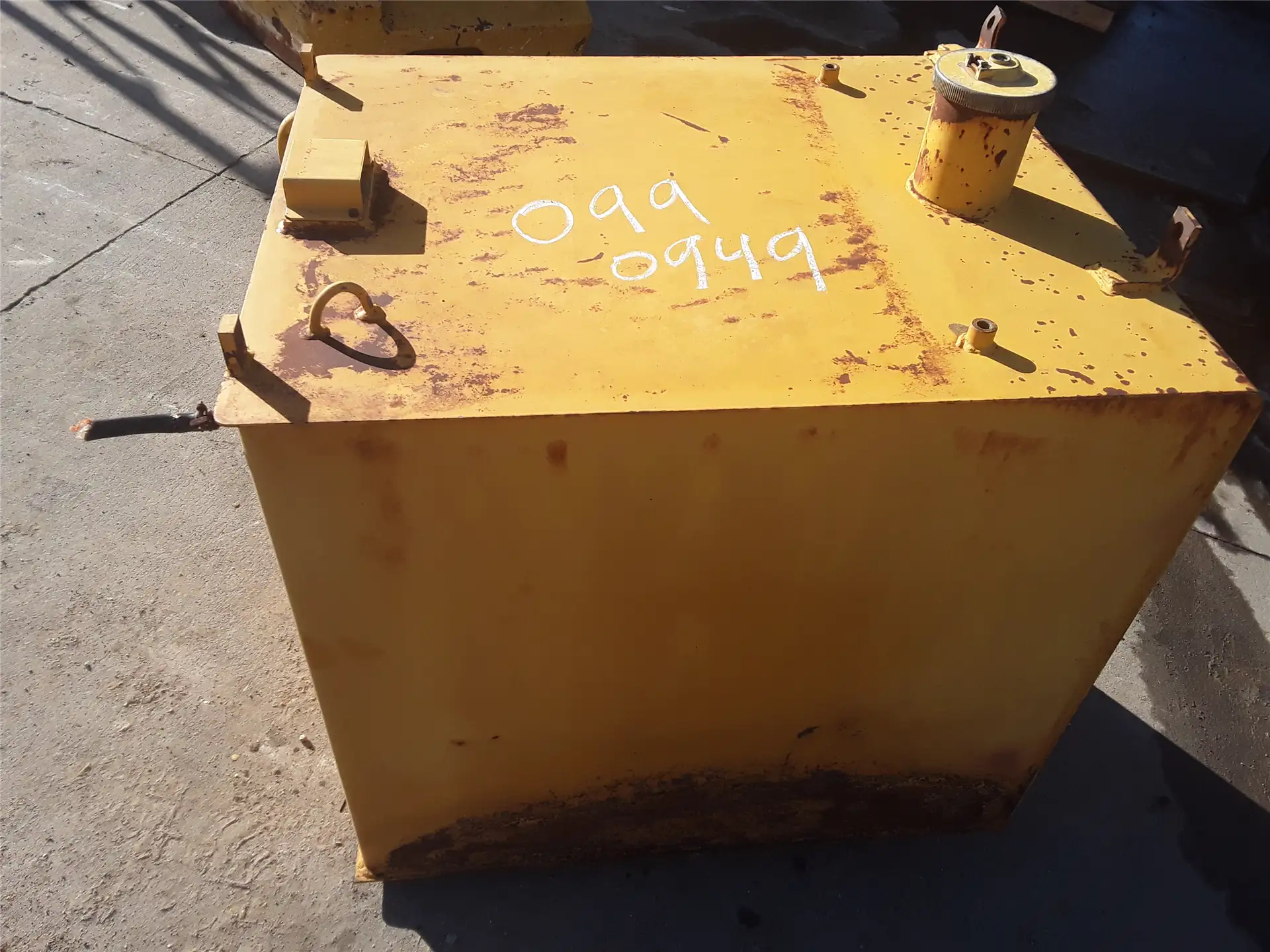 USED FUEL TANK image