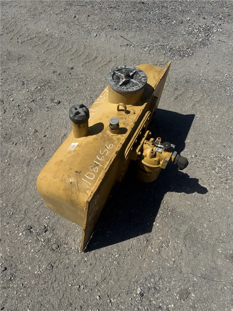 USED TANK AS image