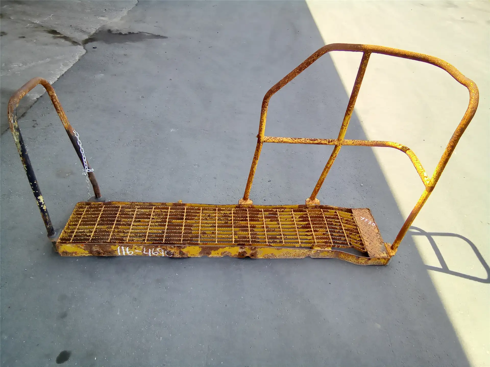 USED WALKWAY image