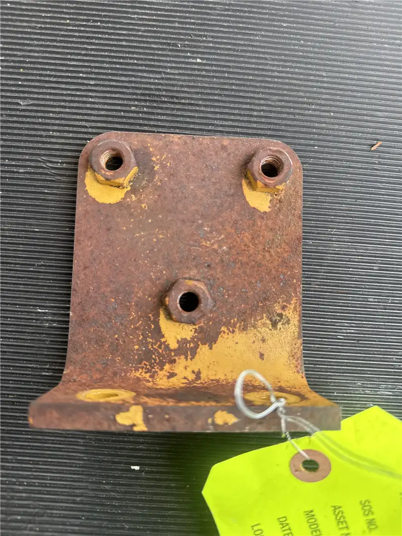 USED BRACKET AS image