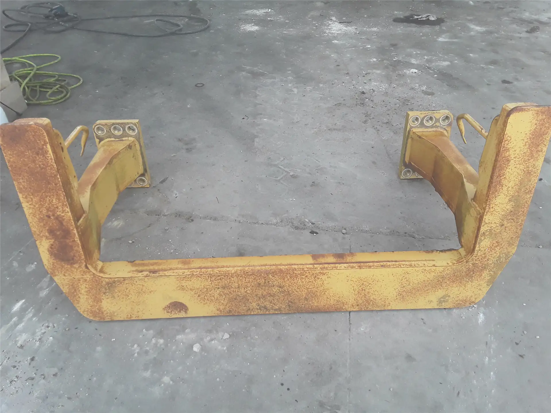 USED ROLLOVER AS image
