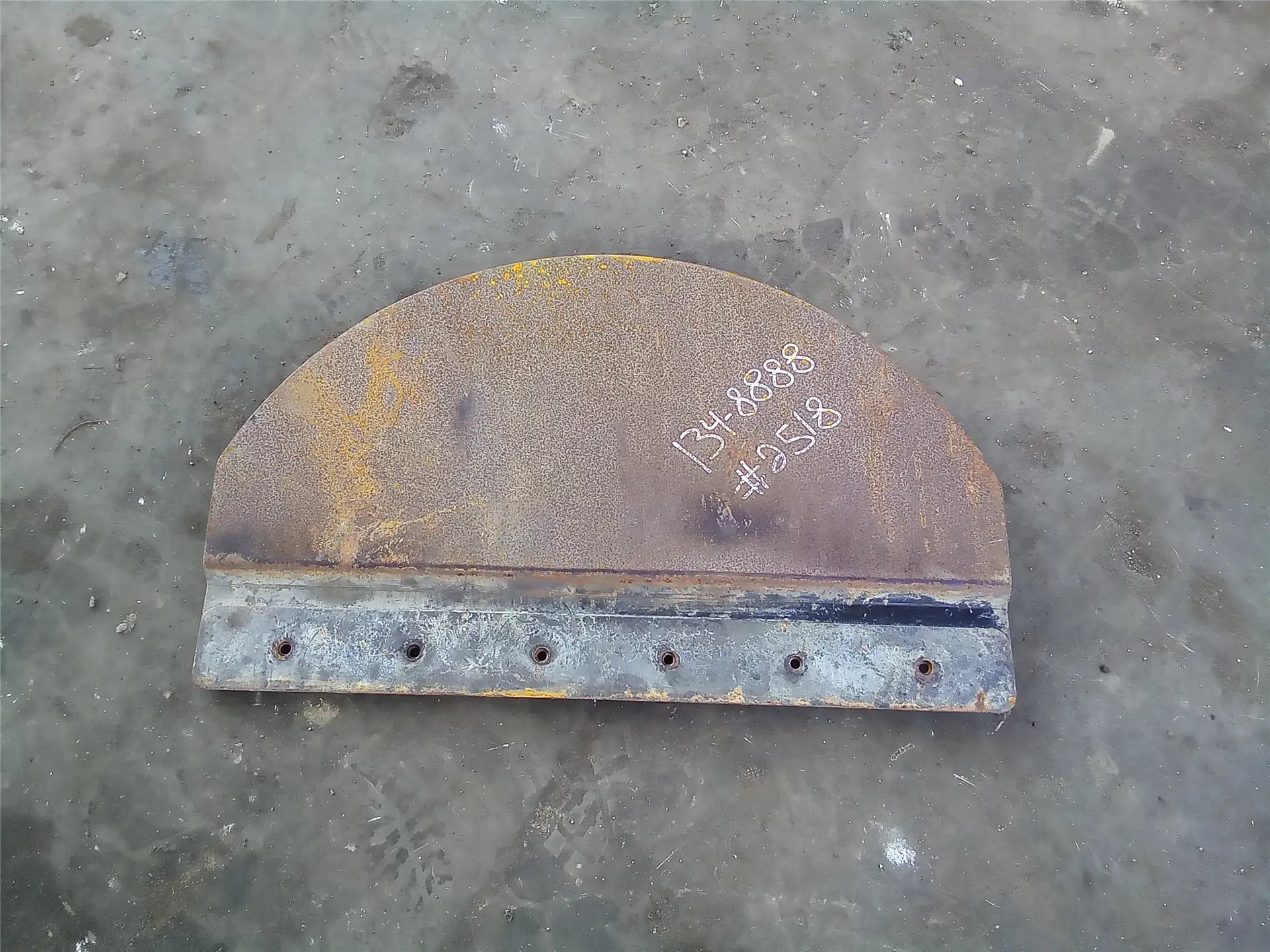 USED PLATE AS image