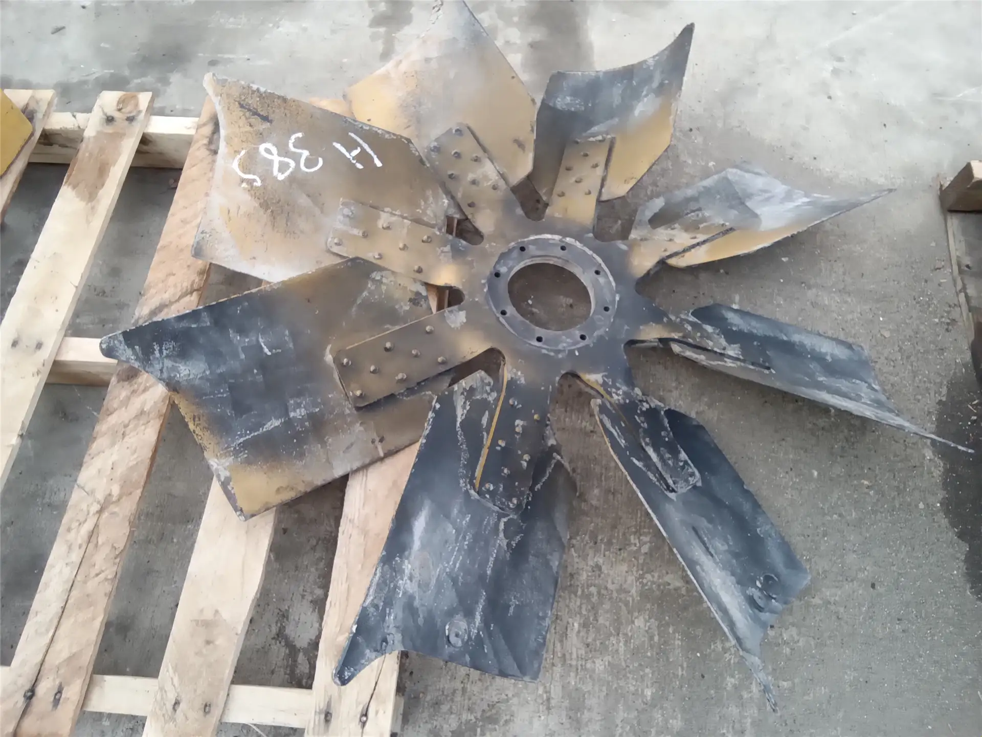 USED HYDRAULIC FAN image