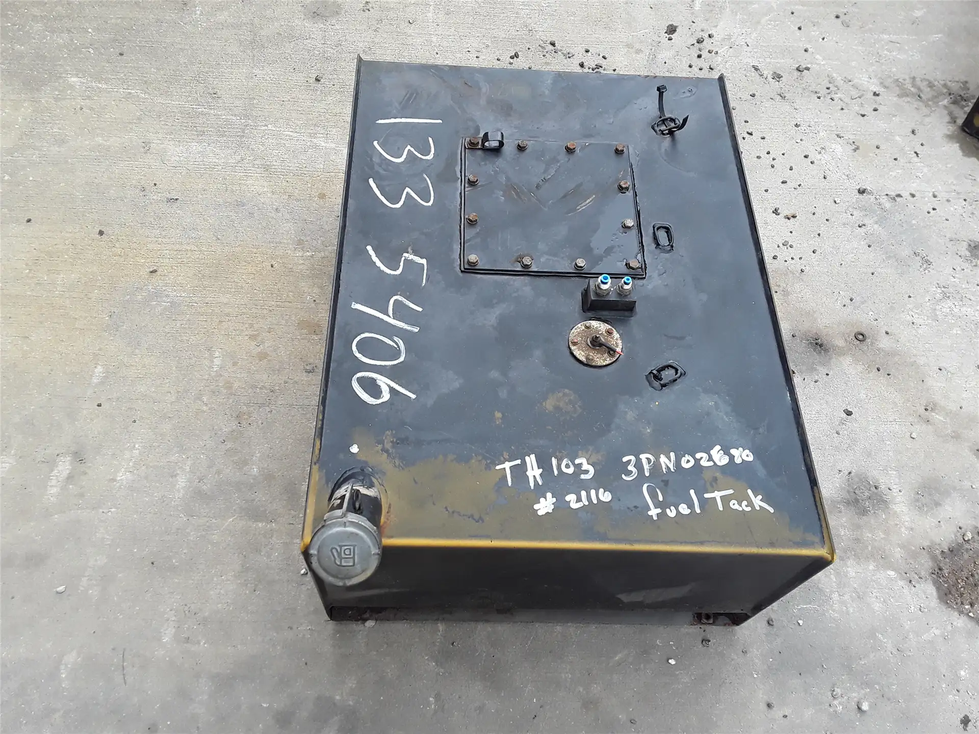 USED FUEL TANK image