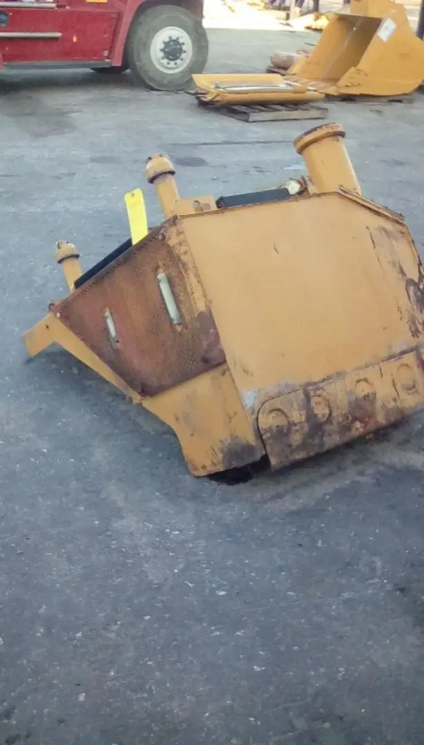 USED HYDRA TANK image
