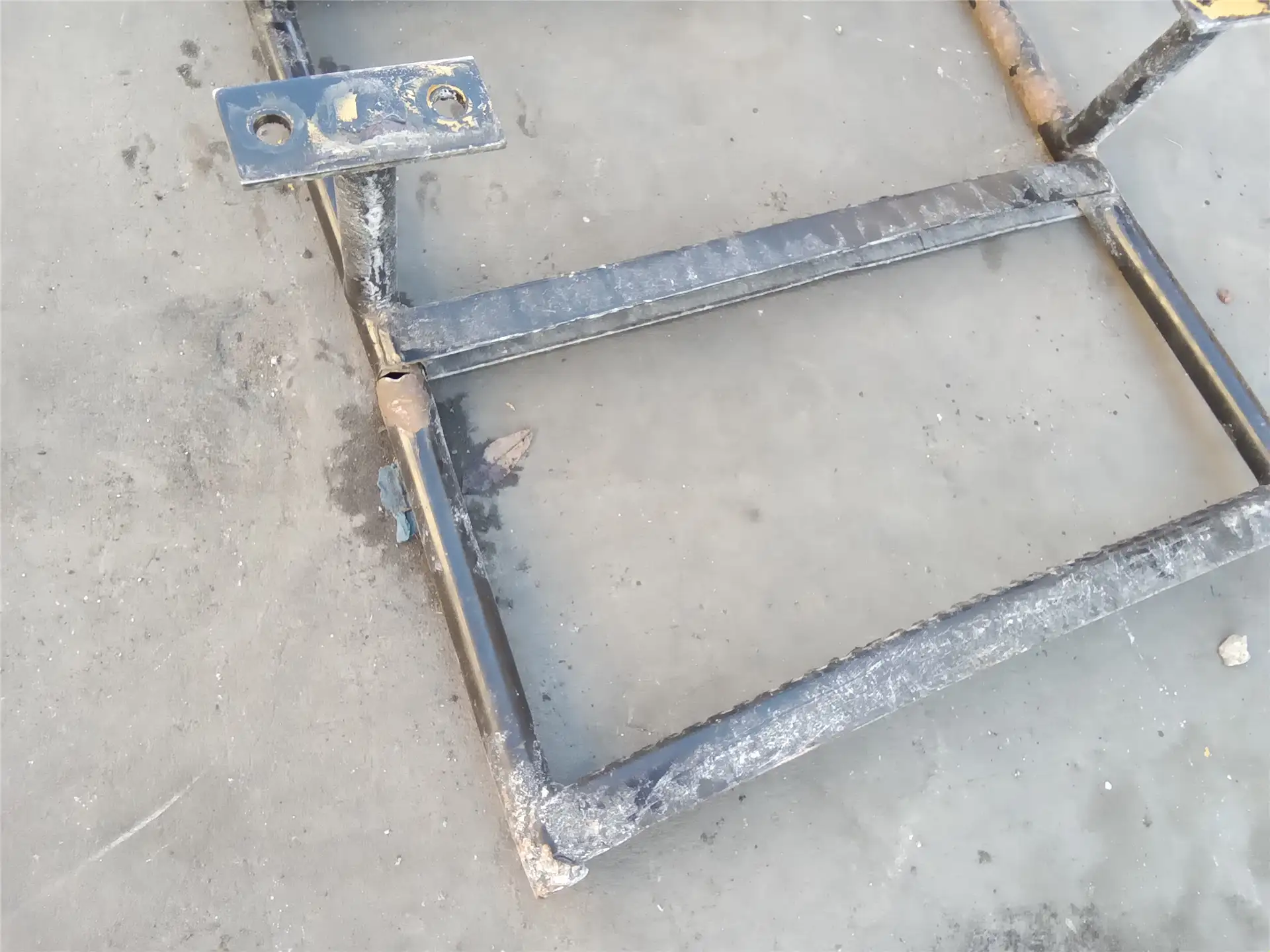 USED LADDER HAND R image