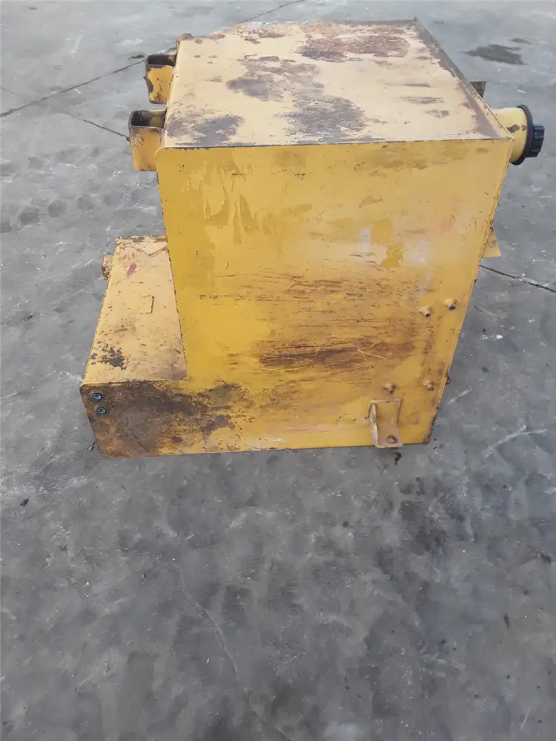 USED FUEL TANK AS image
